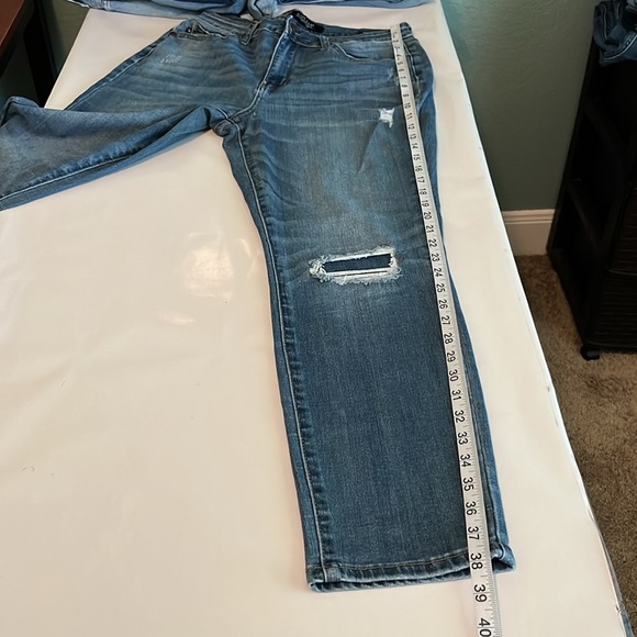 Judy Blue Boyfriend Fit High Rise Size 11/30 - Picture 9 of 16